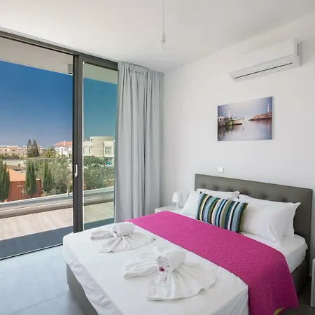 Cyprus In The Sun Nissi Pearl Villas 4 Villa Ayia Napa