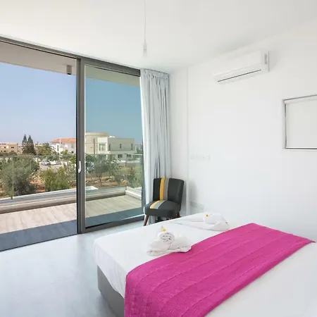Cyprus In The Sun Nissi Pearl Villas 4 Villa *