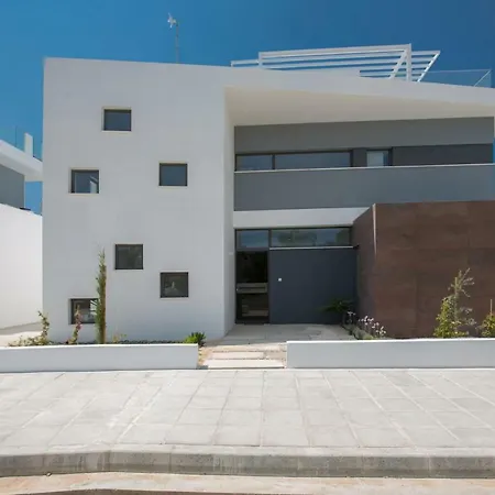 Cyprus In The Sun Nissi Pearl Villas 4
