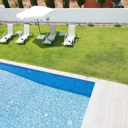 Cyprus In The Sun Nissi Pearl Villas 4 Willa